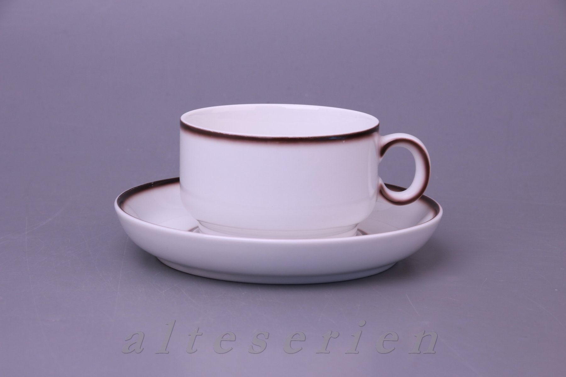 Teetasse mit Untere