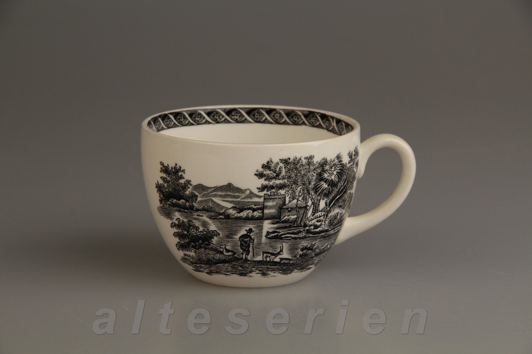 Teetasse D 8,5 cm H 6 cm