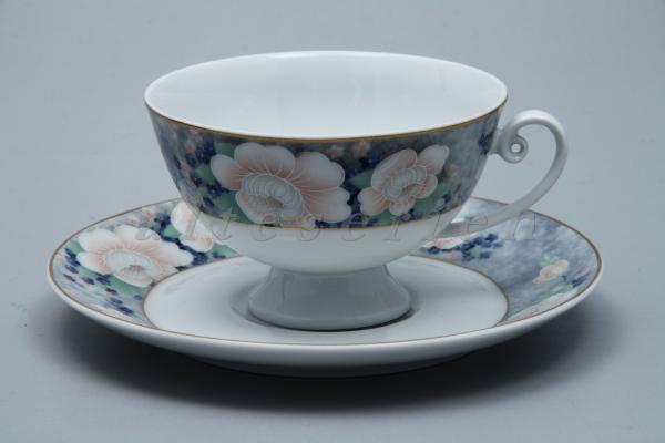 Teetasse mit Untere