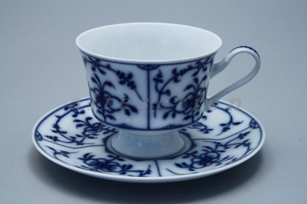 Teetasse mit Untere