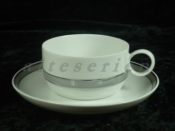 Teetasse mit Untere