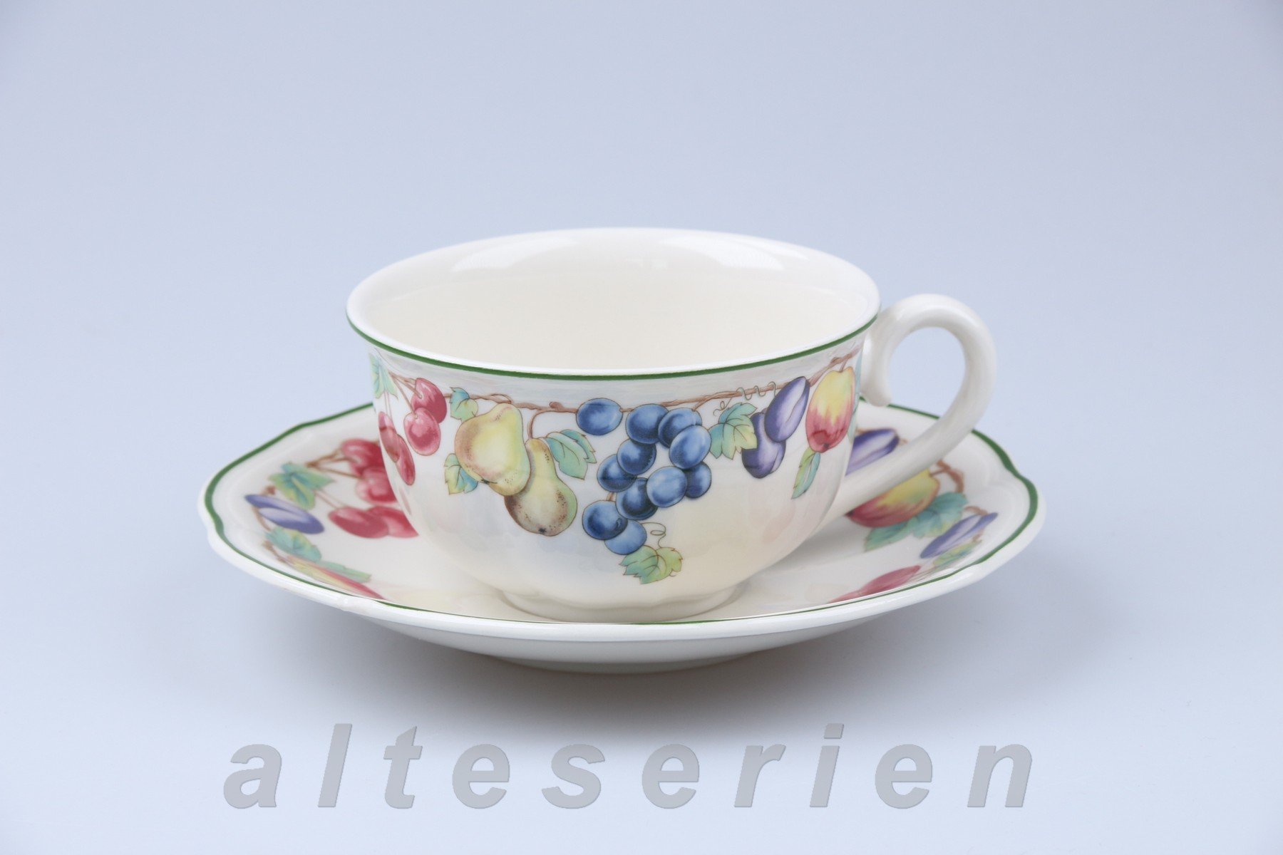 Teetasse mit Untere