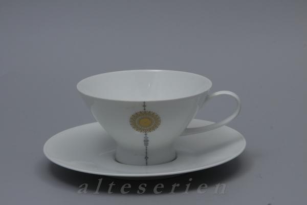 Teetasse mit Untere