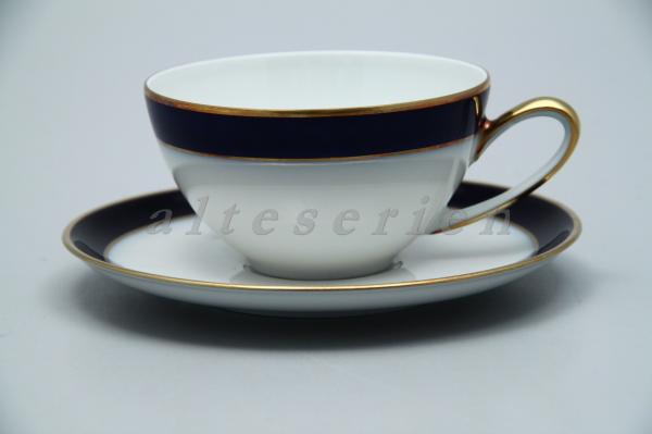 Teetasse mit Untere