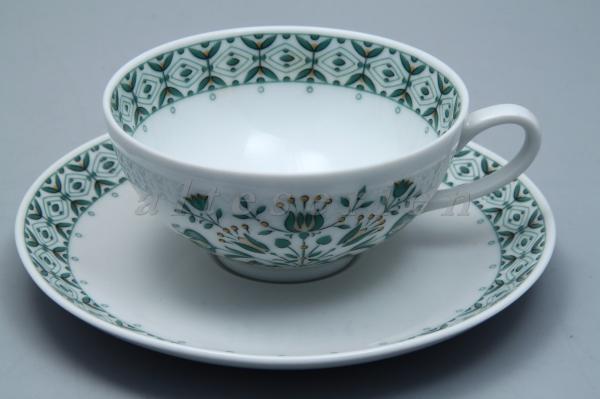 Teetasse mit Untere