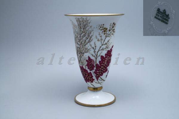 Trichtervase Vase H 23,8 cm Form L 353 Florales Dekor