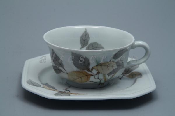 Teetasse mit Untere