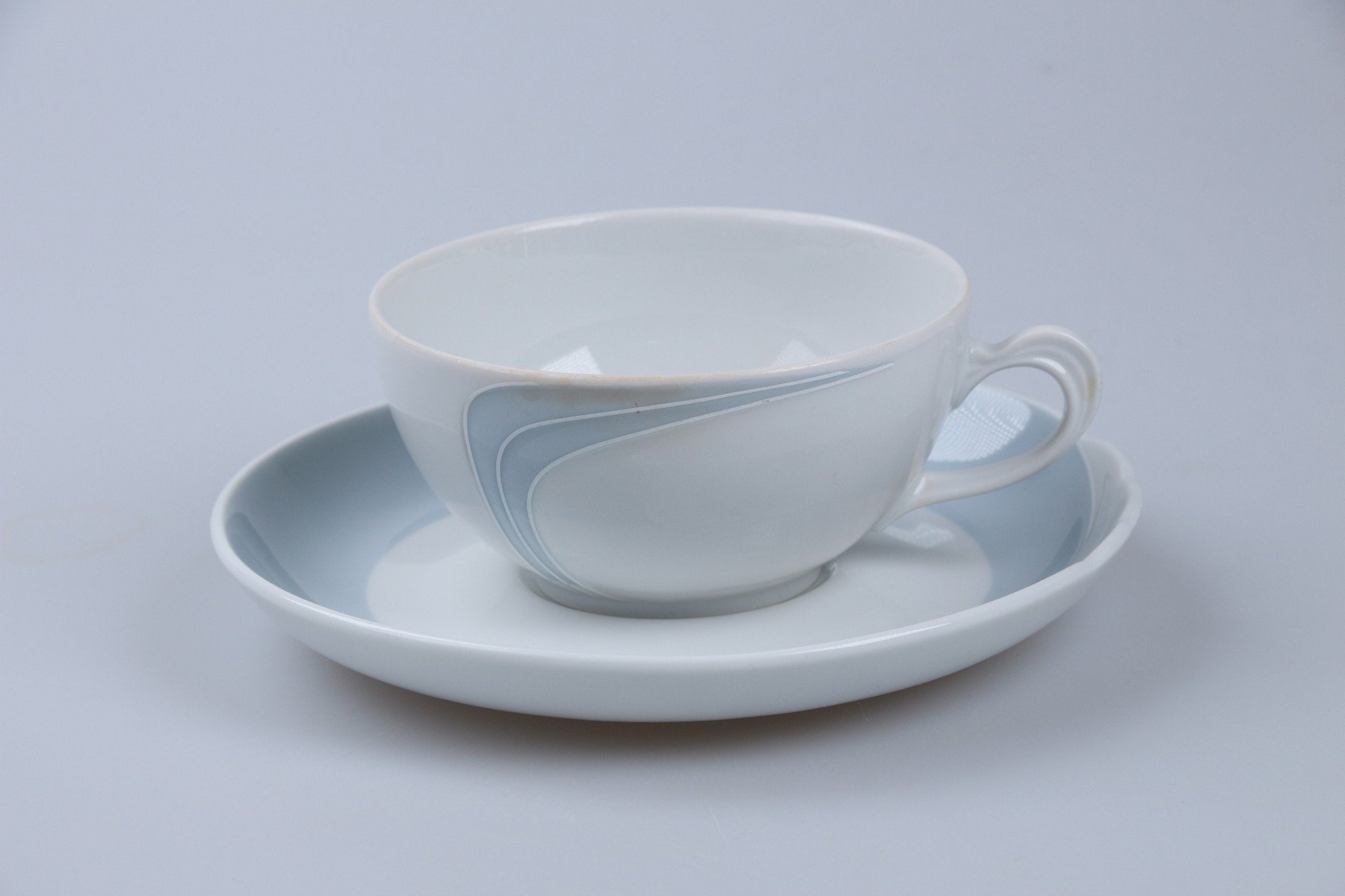 Teetasse mit Untere