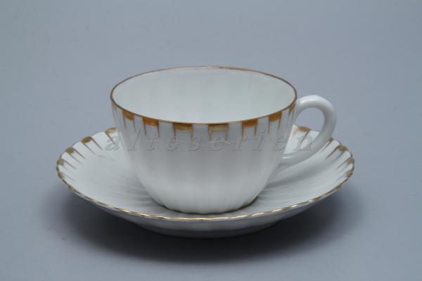 Teetasse mit Untere