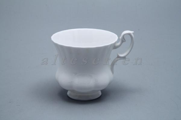 Kaffeetasse klein D 7,4 cm H 6,8 cm