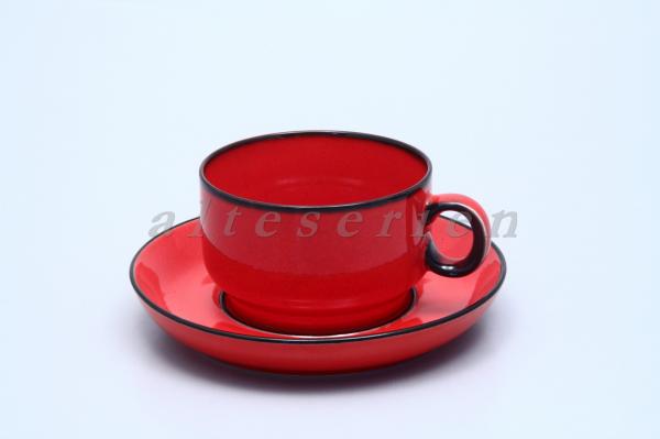 Teetasse mit Untere