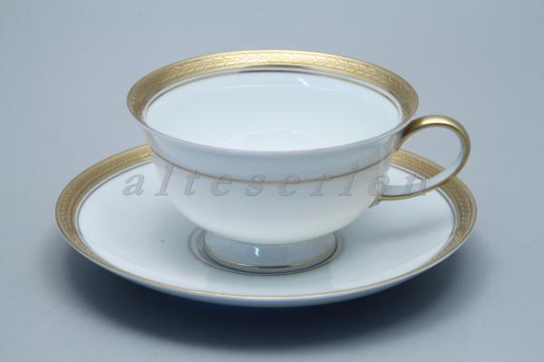 Teetasse mit Untere