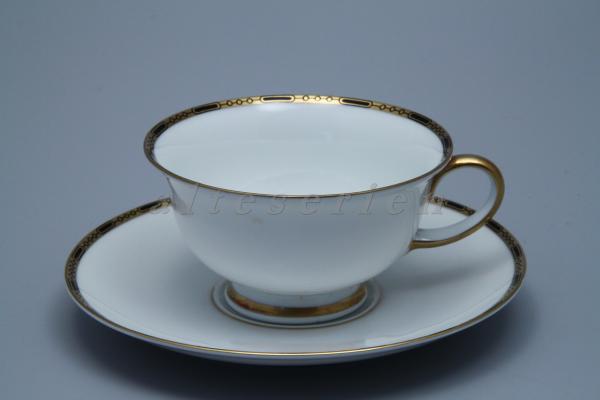 Teetasse mit Untere