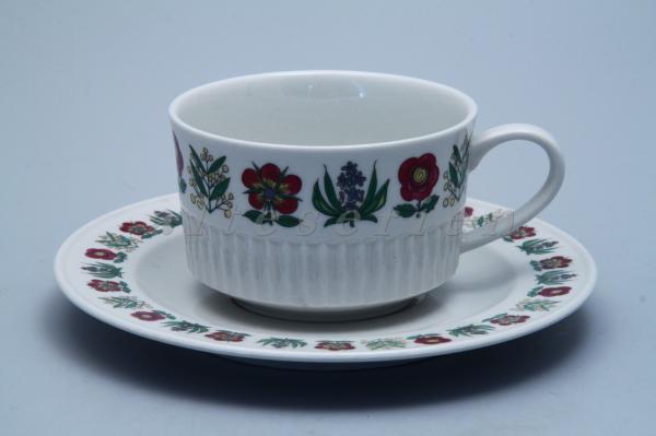 Teetasse mit Untere