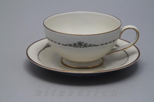 Teetasse mit Untere