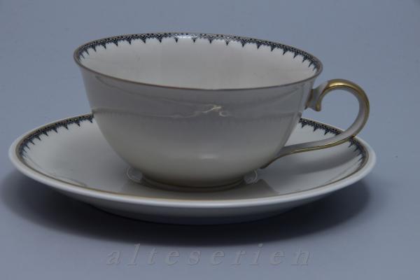 Teetasse mit Untere