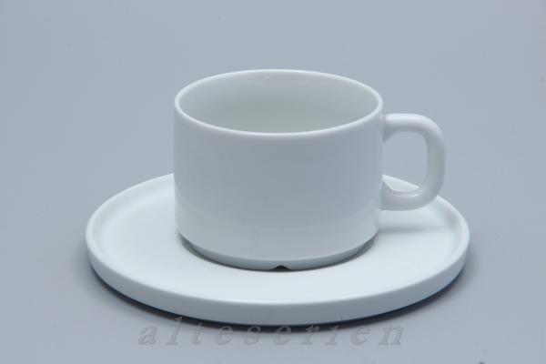 Teetasse mit Untere