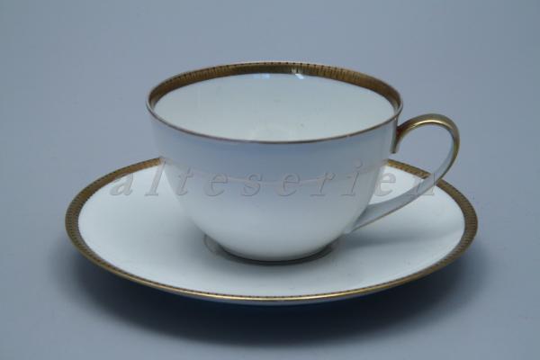 Teetasse mit Untere