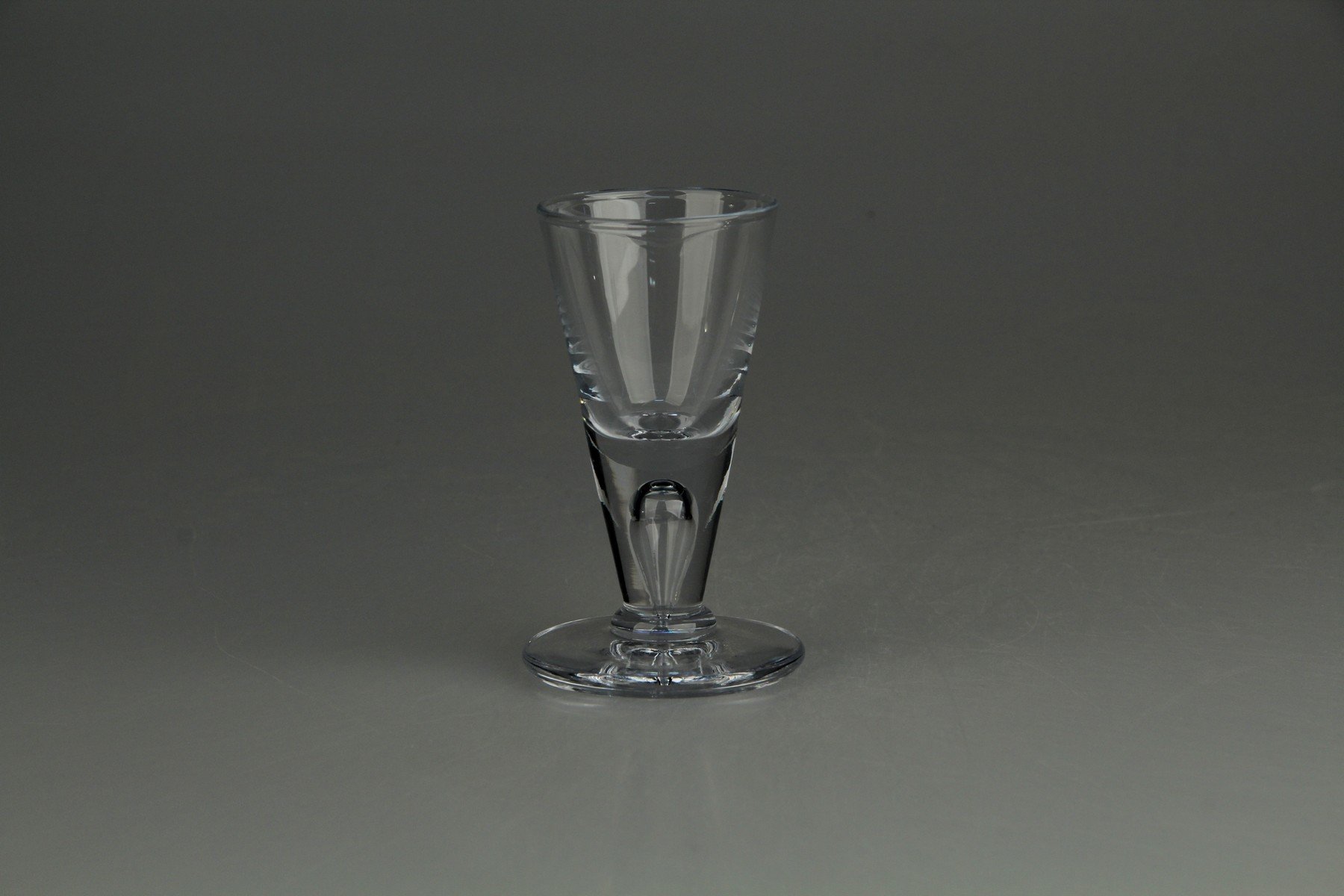 Schnapsglas Stamper Koni D 5 cm H 10,3 cm