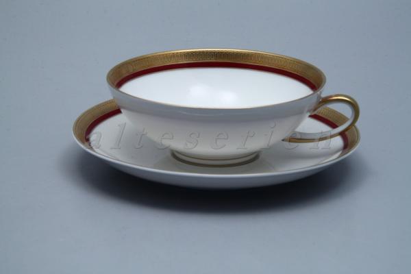 Teetasse mit Untere