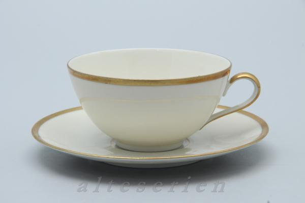 Teetasse mit Untere