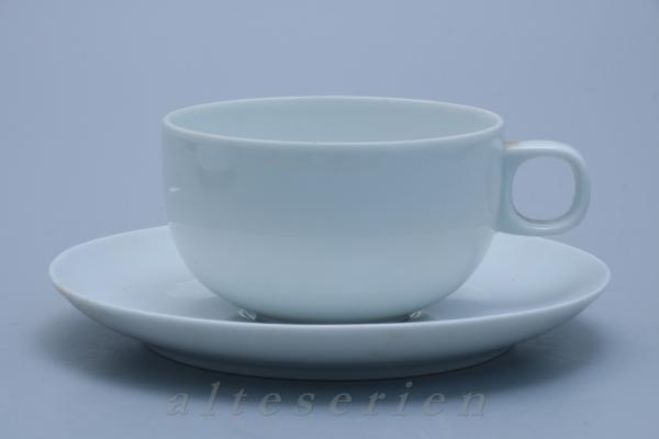 Teetasse mit Untere