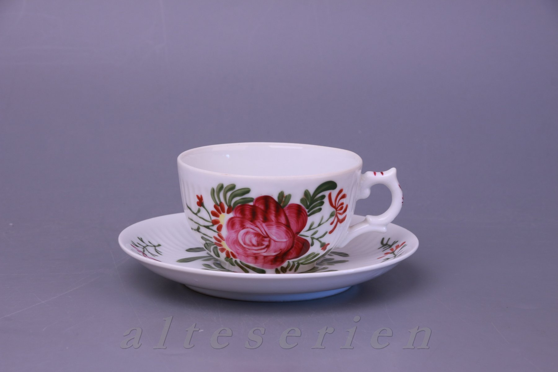 Teetasse mit Untere