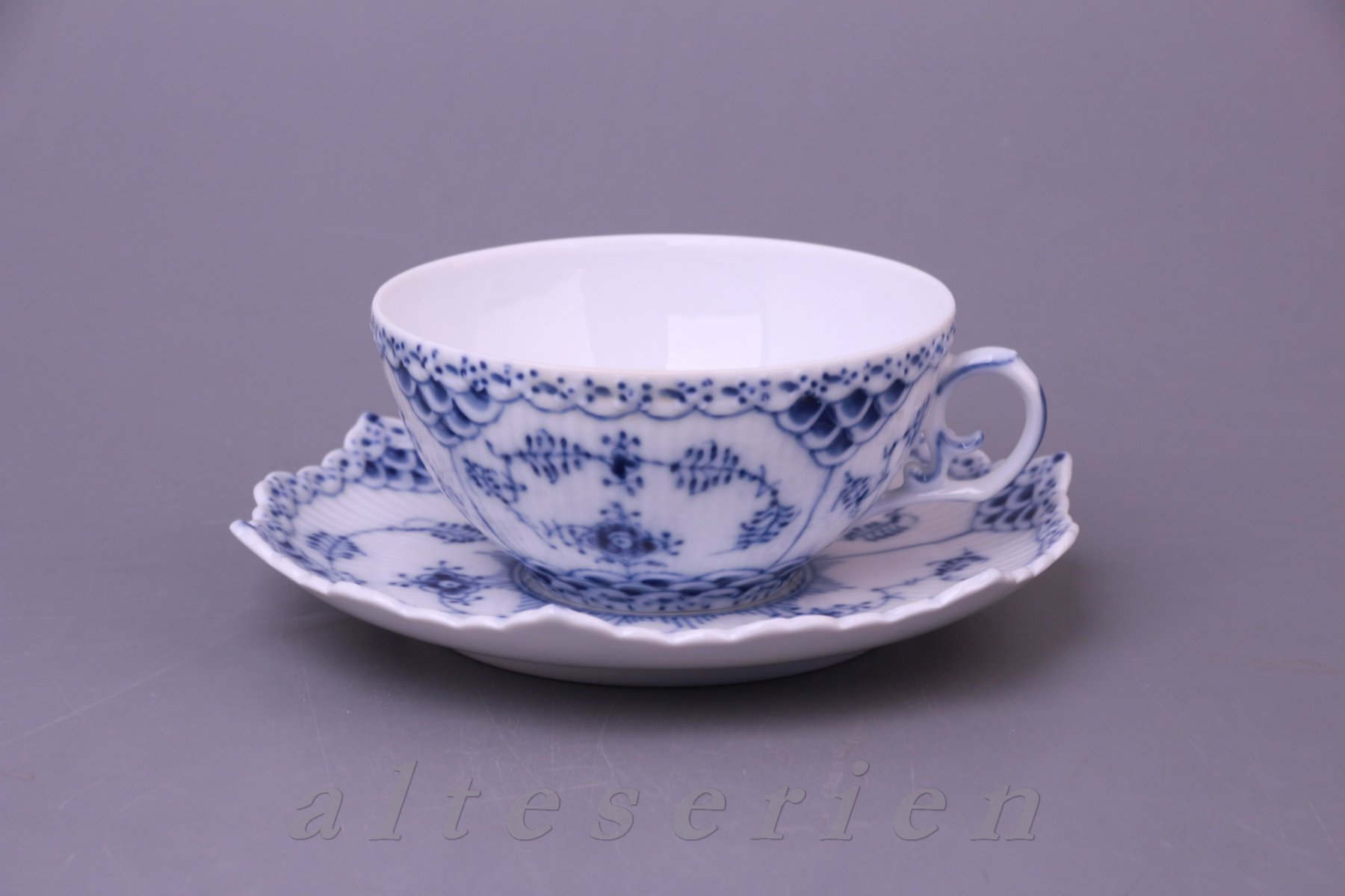 Teetasse mit Untere Modell 1130/081