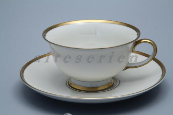 Teetasse mit Untere klein