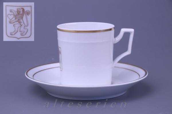 Kaffeetasse mit Untere mit Löwenmotiv