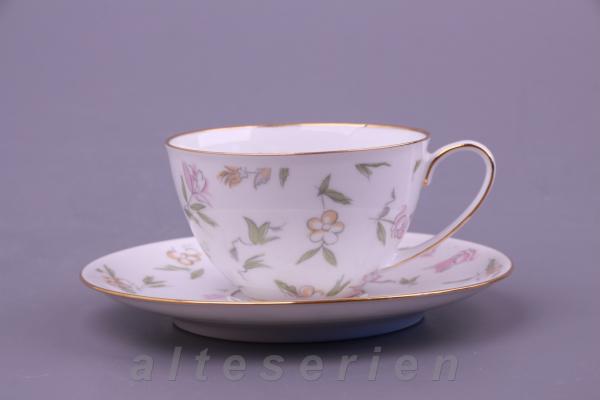 Teetasse mit Untere