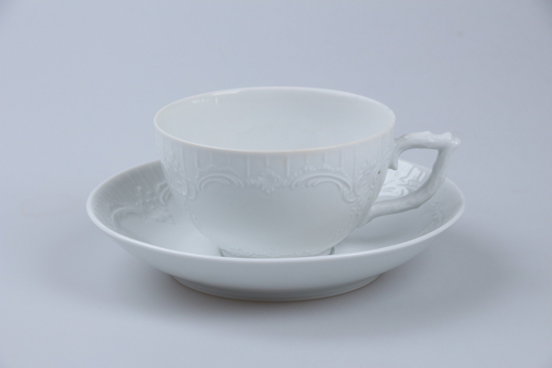 Teetasse mit Untere