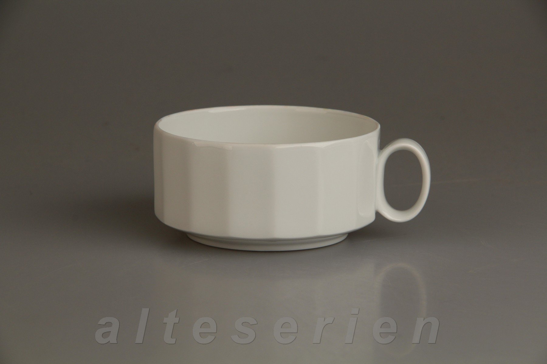 Tee- Obertasse