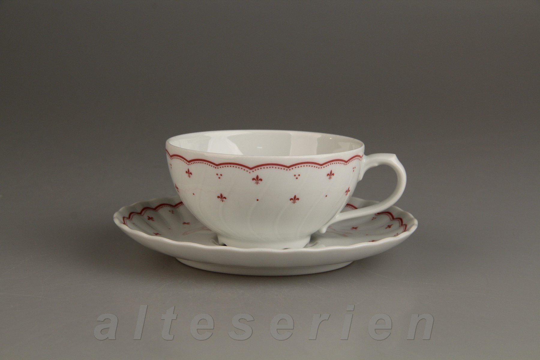 Teetasse mit Untere