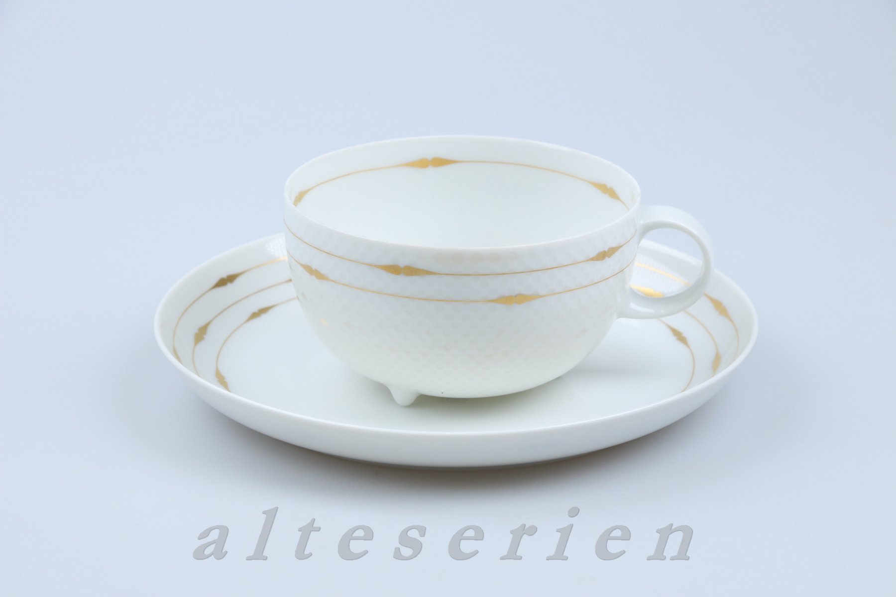 Teetasse mit Untere