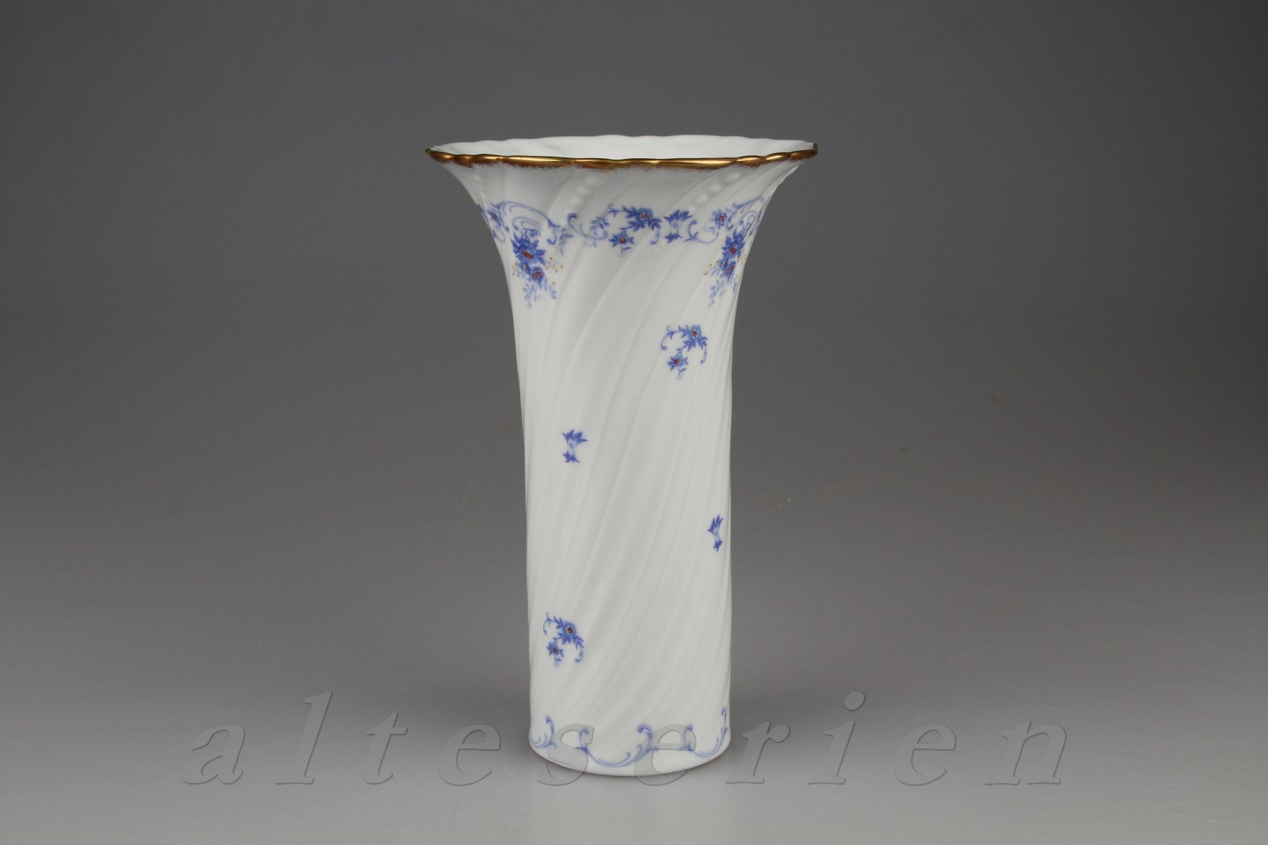 Vase hohe Form