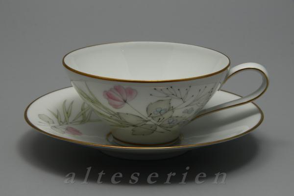 Teetasse mit Untere