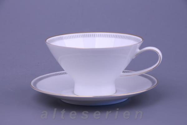 Teetasse mit Untere