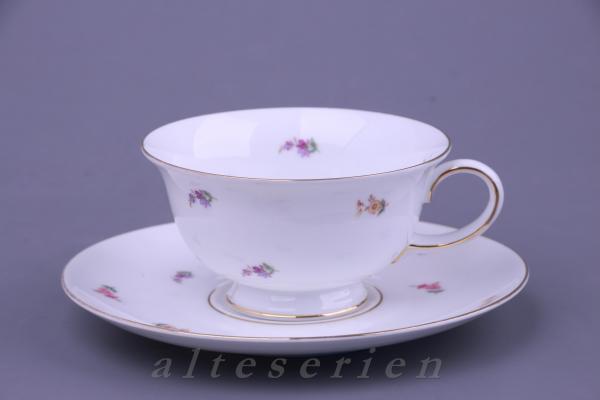 Teetasse mit Untere