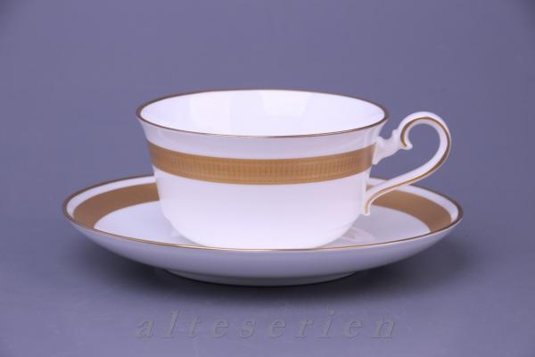 Teetasse mit Untere