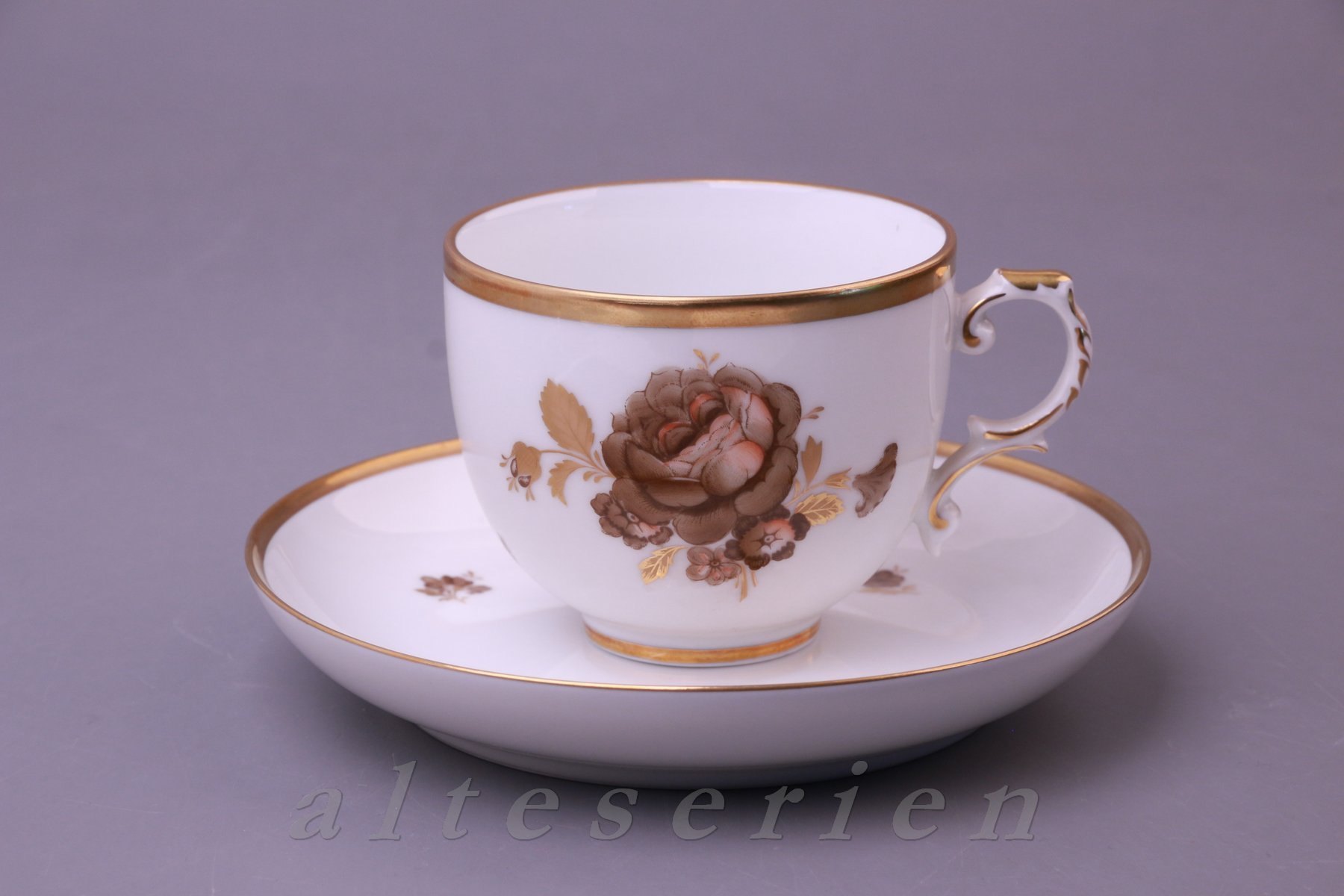 Kaffeetasse mit Untere (ohne Spiegel)