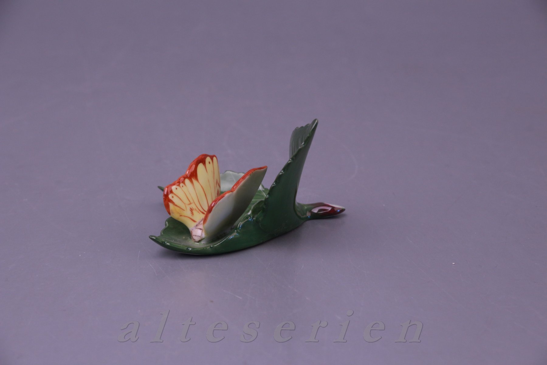 Schmetterling auf Blätter Modell 6476
