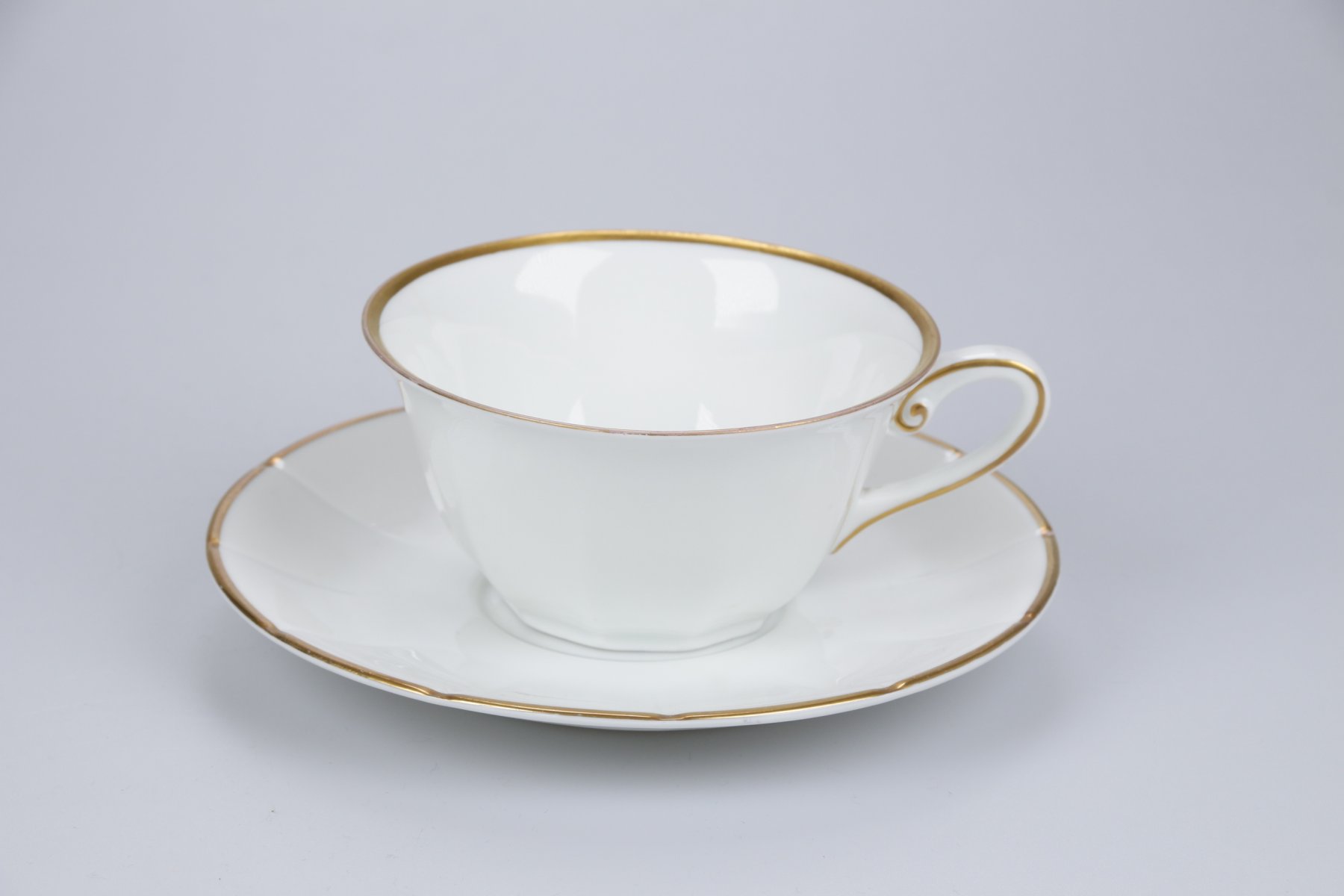 Teetasse mit Untere