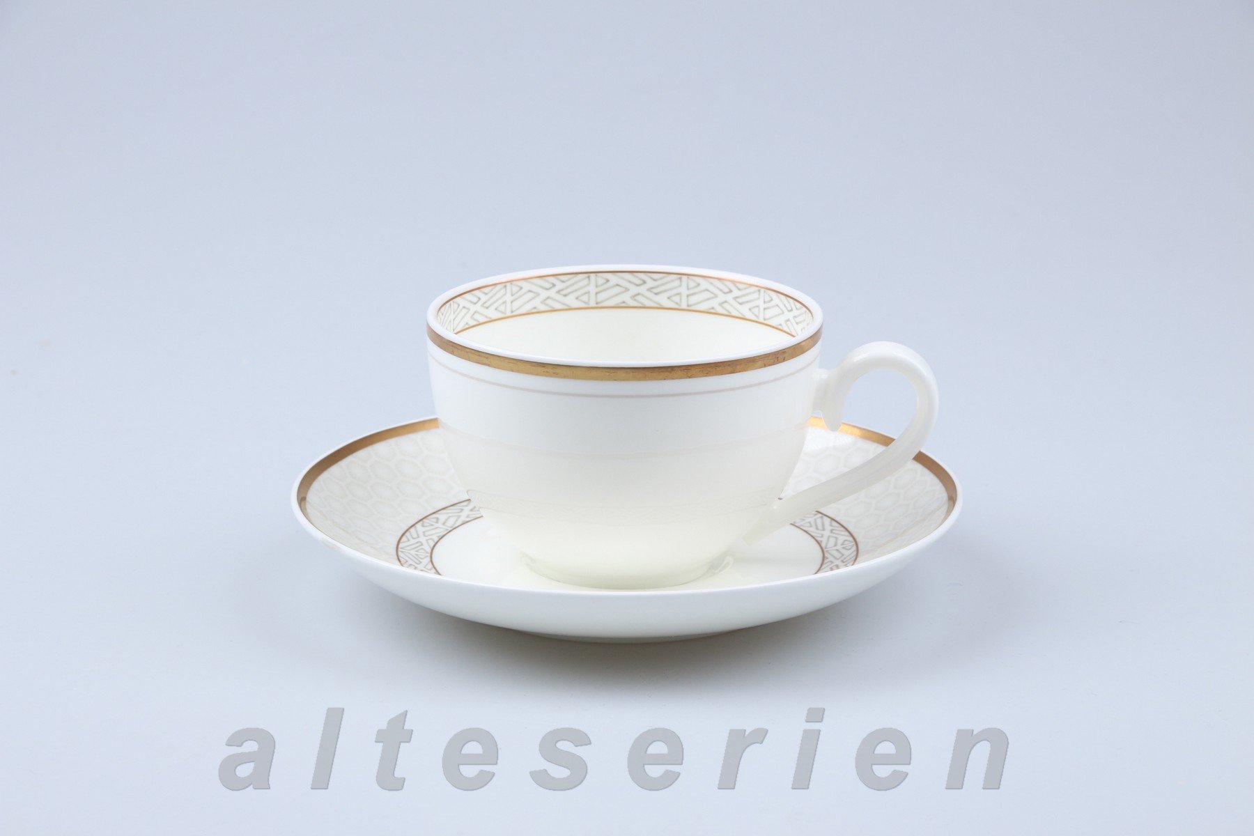 Teetasse mit Untere