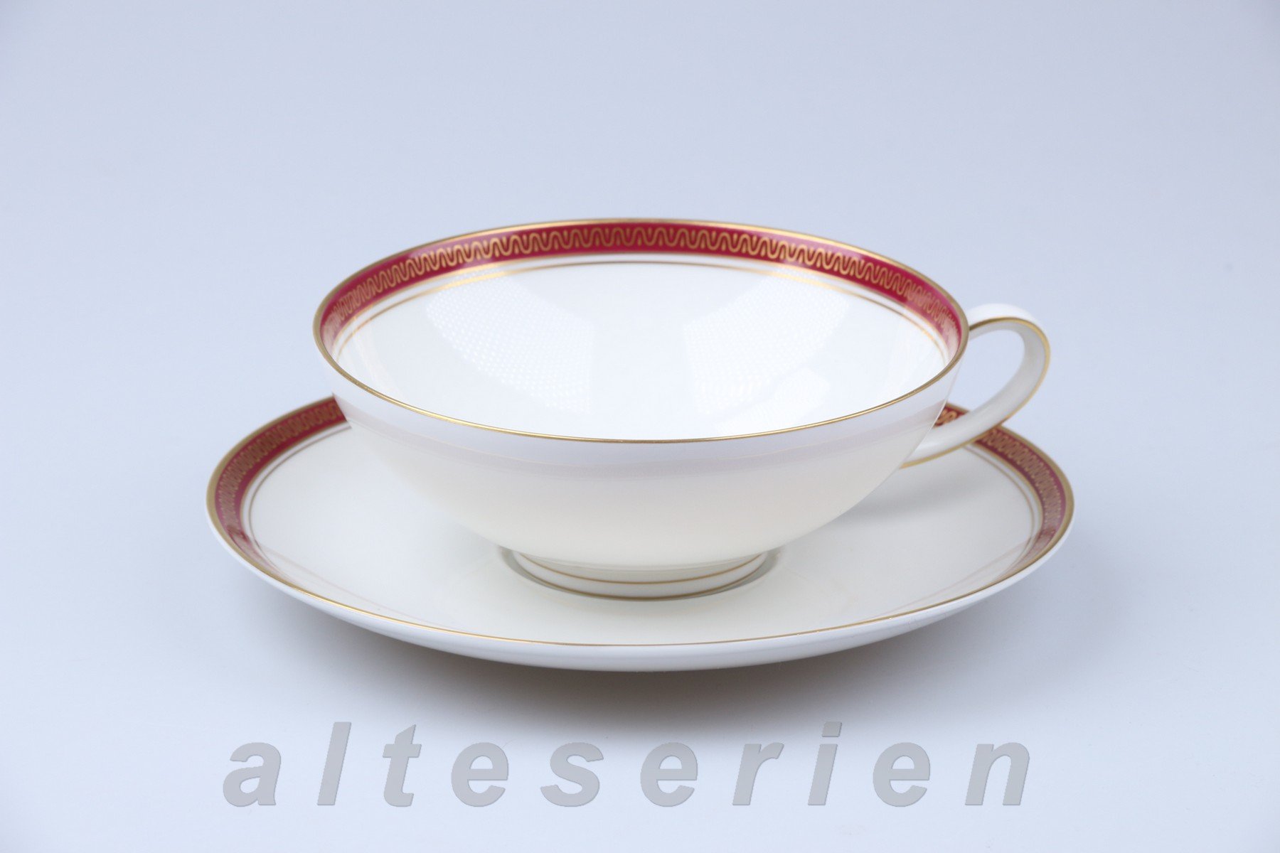 Teetasse mit Untere