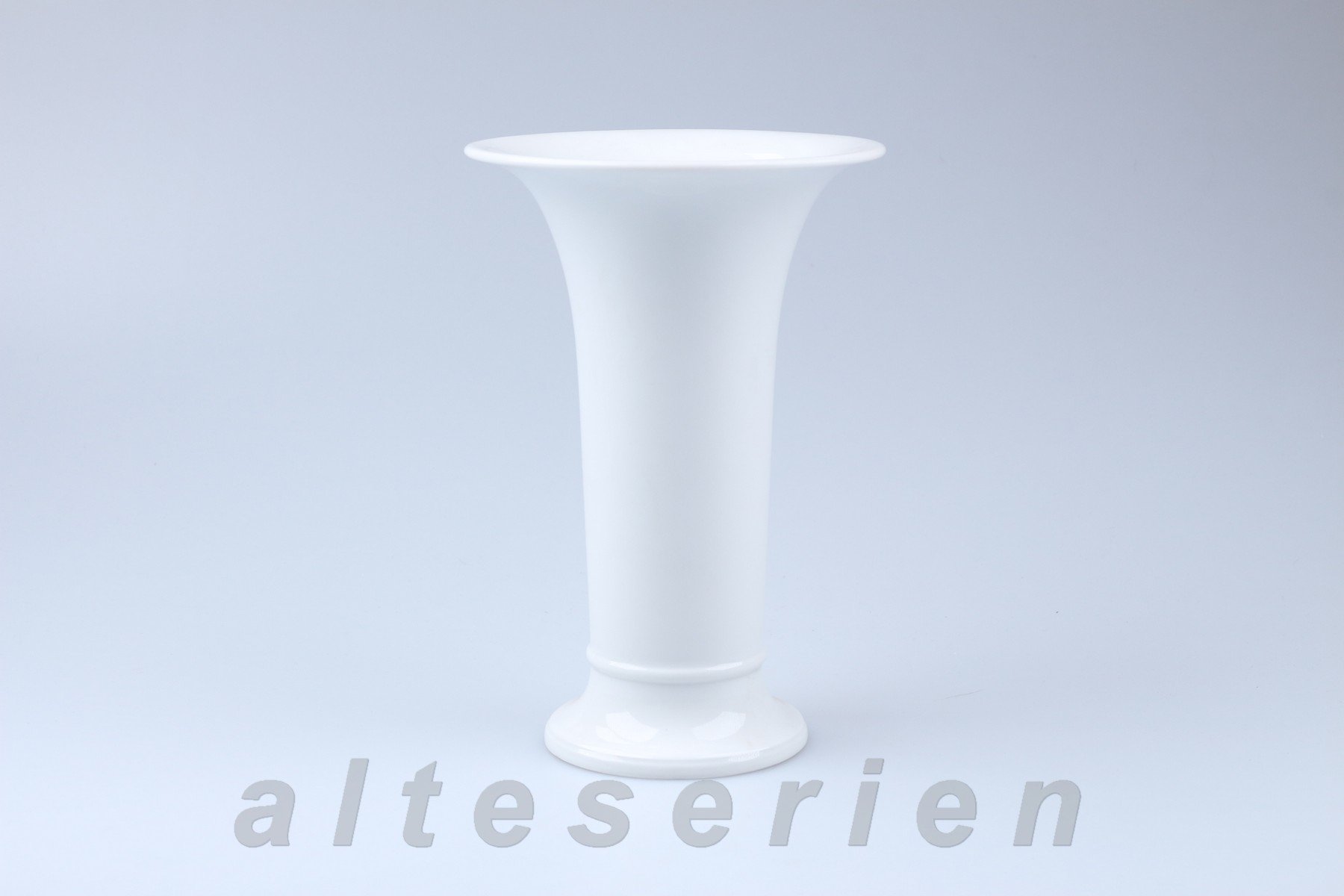 Vase Trompetenform 2 II. Wahl