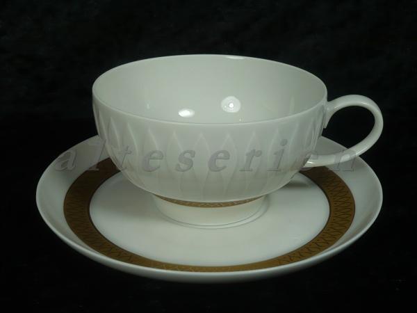 Teetasse mit Untere